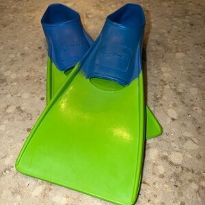 FINIS US Jr 8-11 Floating Swim Fins Blue Green Size 8-11 Model US Jr MPN 1619